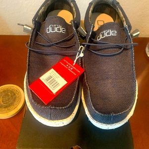 Mens Hey Dudes size 11